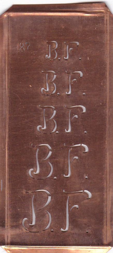 Stickschablone mit Monogramm BF in 5 Größen