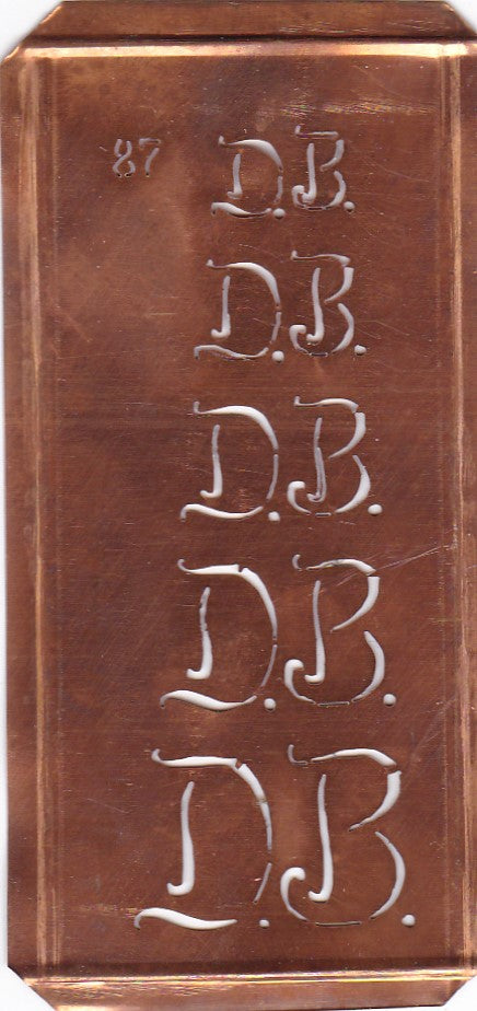 Stickschablone mit Monogramm DB in 5 Größen