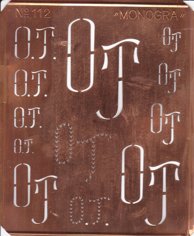 www.knopfparade.de - OT - Große Monogrammschablone mit 12 Monogrammen