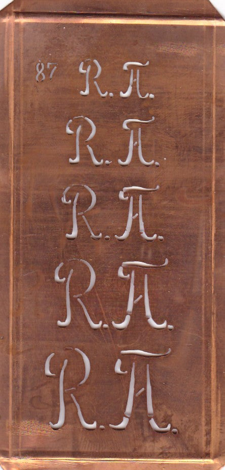 Stickschablone mit Monogramm RA in 5 Größen