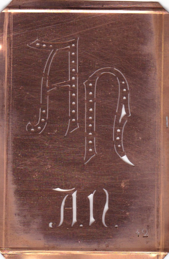 AN - Interessante alte Kupfer-Schablone zum Sticken von Monogrammen