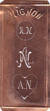 AN - Hübsche alte Kupfer Schablone mit 3 Monogramm-Ausführungen