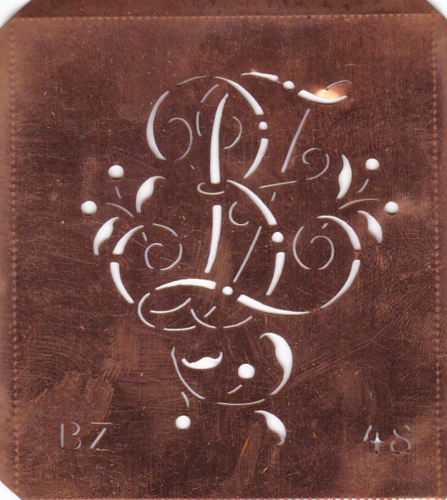 BZ - Alte Schablone aus Kupferblech mit klassischem verschlungenem Monogramm