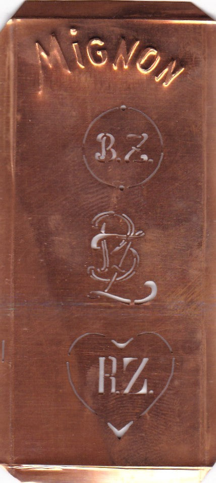 BZ - Hübsche alte Kupfer Schablone mit 3 Monogramm-Ausführungen