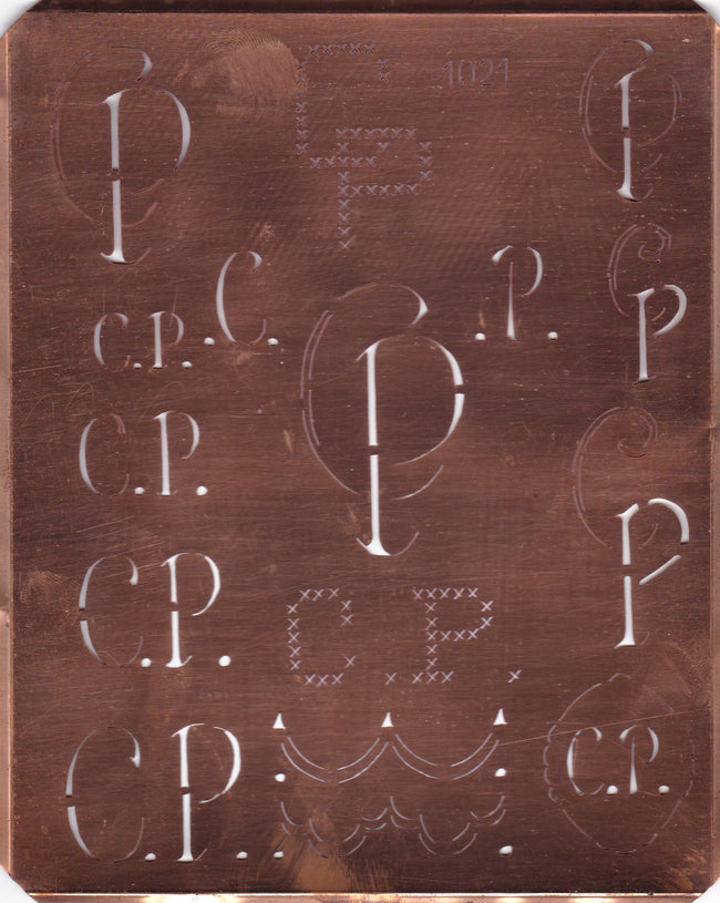 CP - Große attraktive Kupferschablone mit vielen Monogrammen