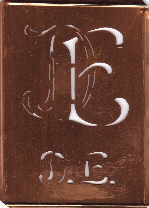 DE - Stickschablone für 2 verschiedene Monogramme