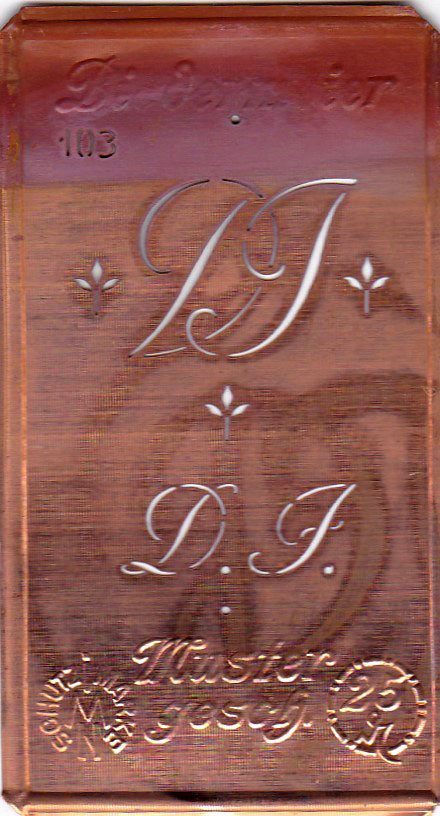 www.knopfparadies.de - DJ - Alte Stickschablone mit 2 zarten Monogrammen