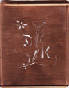 DK - Hübsche, verspielte Monogramm Schablone Blumenumrandung