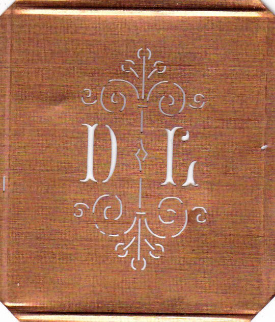 DL - Besonders hübsche alte Monogrammschablone