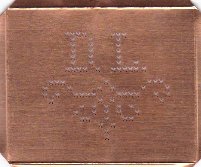 DL - Alte niedliche Kreuzstich Monogramm Schablone