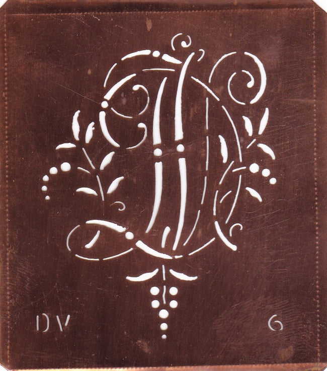 DV - Interessante Monogrammschablone aus Kupferblech