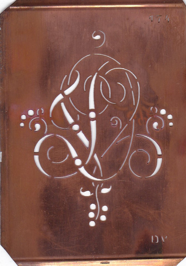 DV - Alte Monogramm Schablone mit Schnörkeln