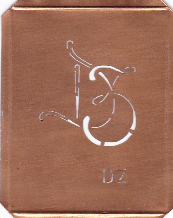DZ - 90 Jahre alte Stickschablone für hübsche Handarbeits Monogramme