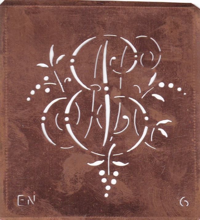 EN - Interessante Monogrammschablone aus Kupferblech