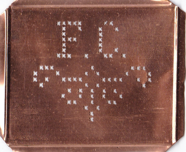 FC - Alte niedliche Kreuzstich Monogramm Schablone