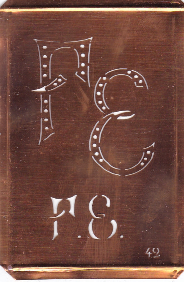 FE - Interessante alte Kupfer-Schablone zum Sticken von Monogrammen