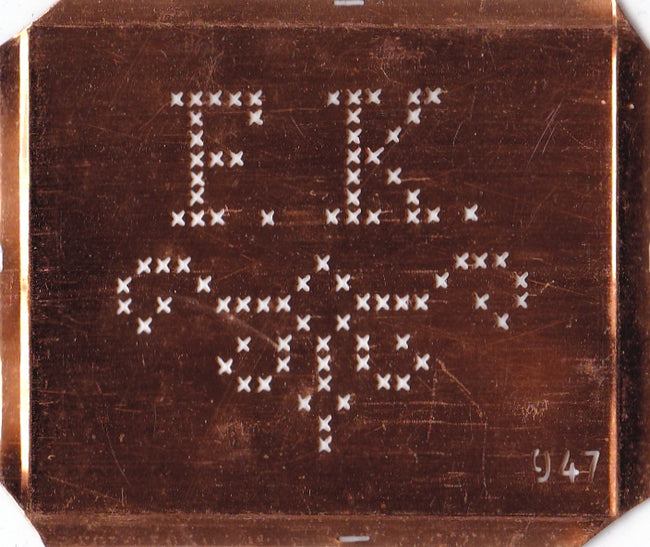 FK - Alte niedliche Kreuzstich Monogramm Schablone