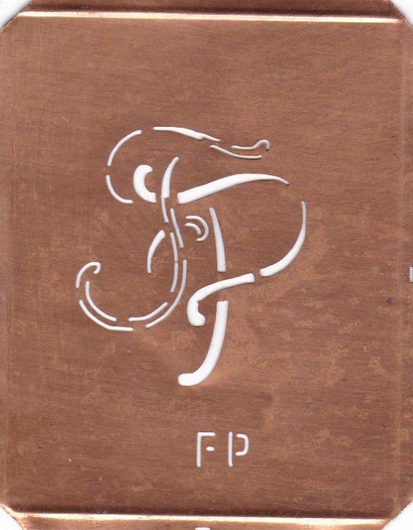 FP - 90 Jahre alte Stickschablone für hübsche Handarbeits Monogramme