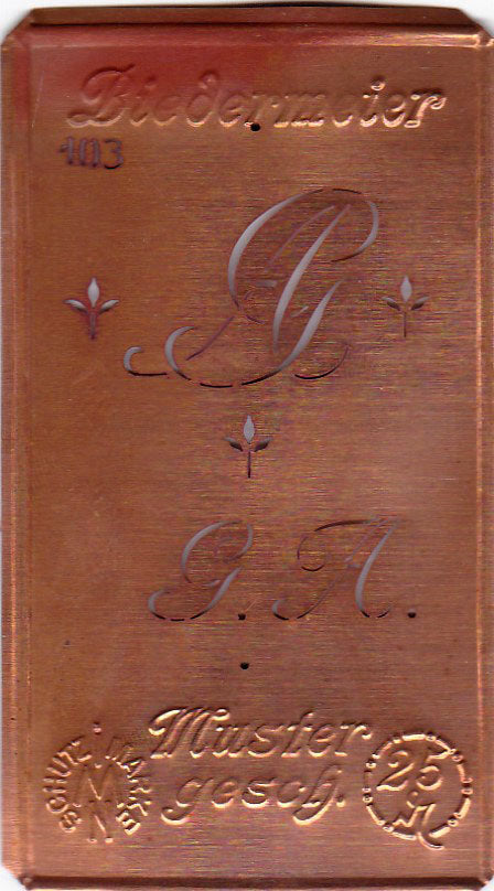 www.knopfparadies.de - GA - Alte Stickschablone mit 2 zarten Monogrammen