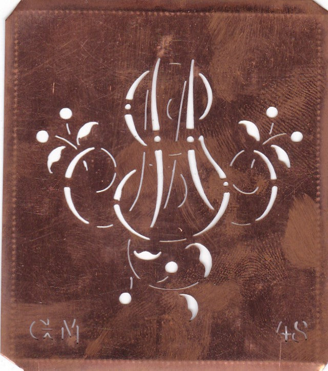 GM - Alte Schablone aus Kupferblech mit klassischem verschlungenem Monogramm 