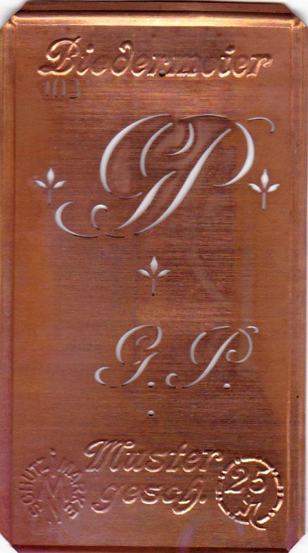www.knopfparadies.de - GP - Alte Stickschablone mit 2 zarten Monogrammen
