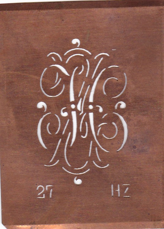HZ - Interessante Monogramm Schablone zum Sticken