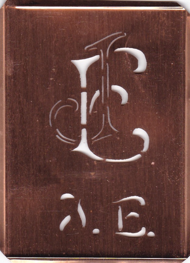 JE - Stickschablone für 2 verschiedene Monogramme