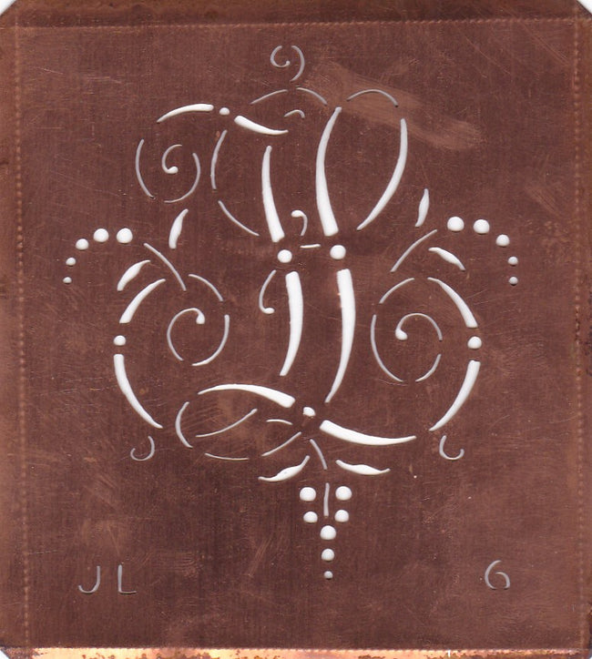 JL - Interessante Monogrammschablone aus Kupferblech