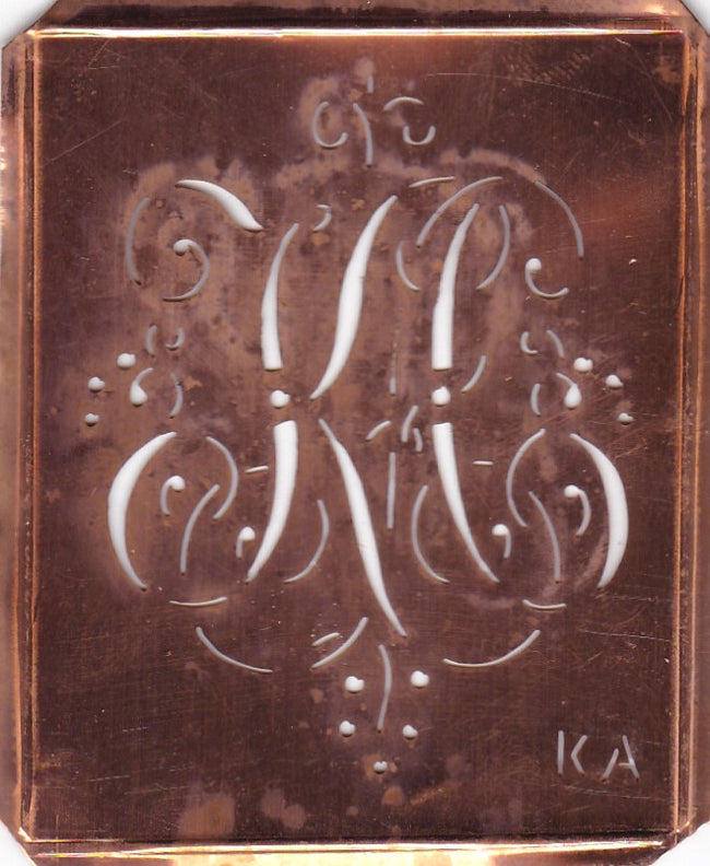 KA - Antiquität aus Kupferblech zum Sticken von Monogrammen und mehr