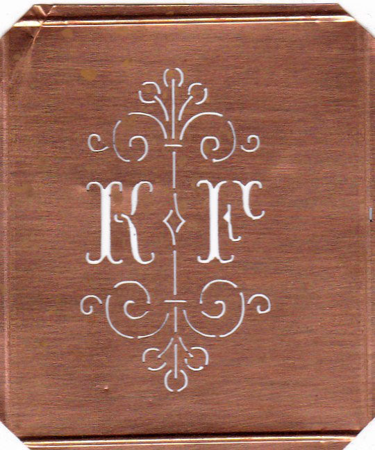 KF - Besonders hübsche alte Monogrammschablone