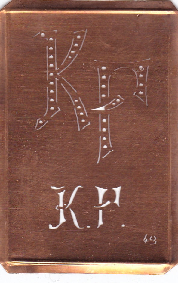 KF - Interessante alte Kupfer-Schablone zum Sticken von Monogrammen