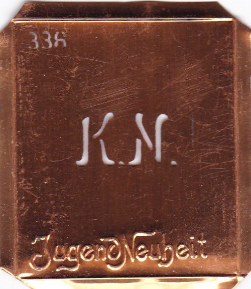 KN - Kleine Monogramm Schablone zum Besticken von Herrenhemden