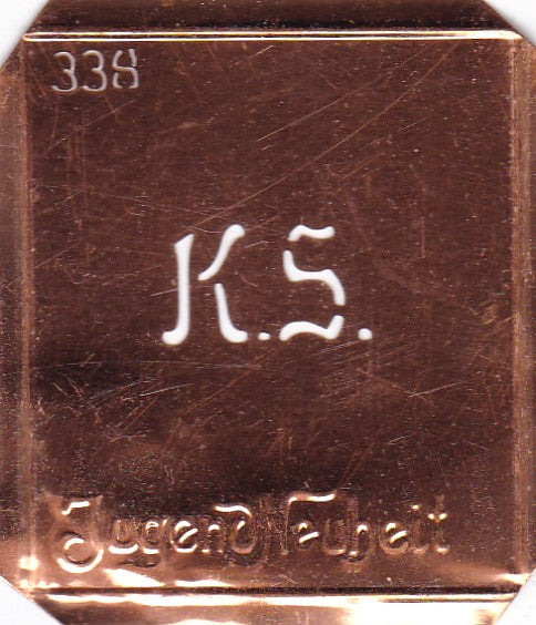 KS - Kleine Monogramm Schablone zum Besticken von Herrenhemden