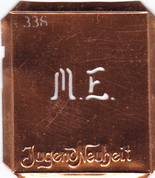 ME - Kleine Monogramm Schablone zum Besticken von Herrenhemden