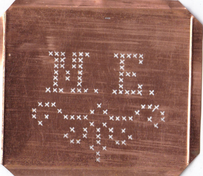 ME - Alte niedliche Kreuzstich Monogramm Schablone