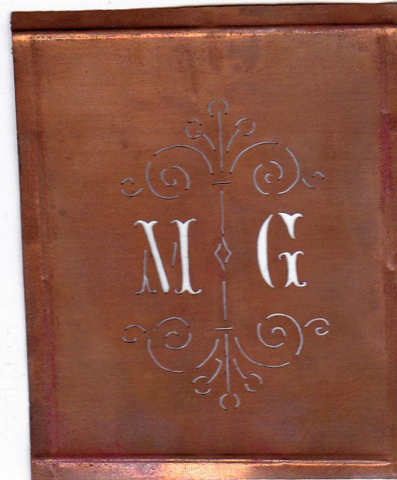 MG - Besonders hübsche alte Monogrammschablone