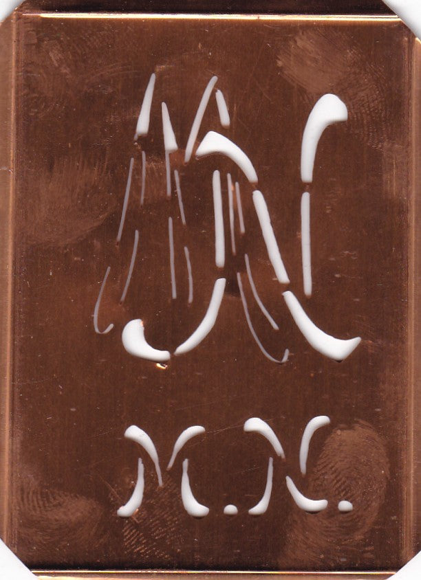 MN - Stickschablone für 2 verschiedene Monogramme
