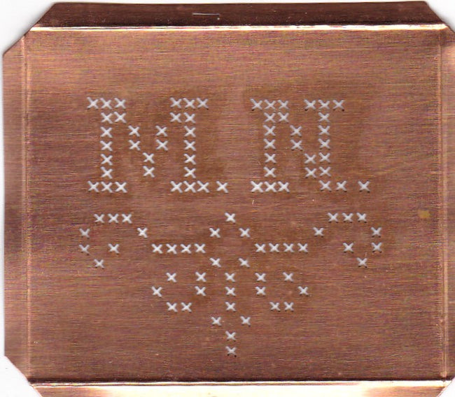 MN - Alte niedliche Kreuzstich Monogramm Schablone