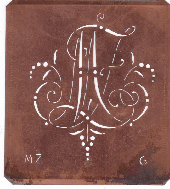 MZ - Interessante Monogrammschablone aus Kupferblech