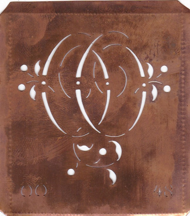 OO - Alte Schablone aus Kupferblech mit klassischem verschlungenem Monogramm