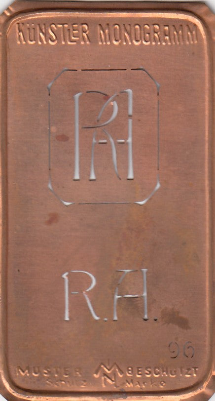 RA - Alte Jugendstil Stickschablone - Medaillon-Design