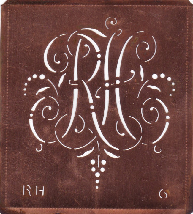 RH - Interessante Monogrammschablone aus Kupferblech