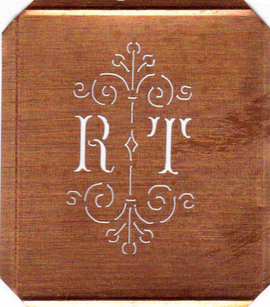 RT - Besonders hübsche alte Monogrammschablone