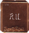 RU - Kleine Monogramm Schablone zum Besticken von Herrenhemden