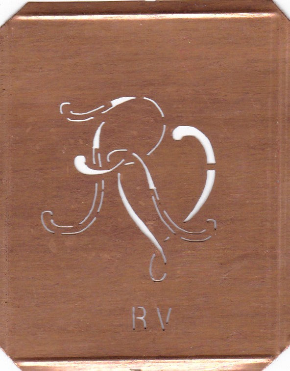 RV - 90 Jahre alte Stickschablone für hübsche Handarbeits Monogramme