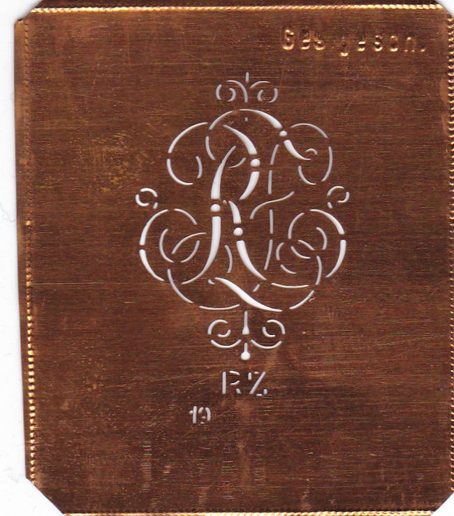 RZ - Alte verschlungene zarte Stickschablone