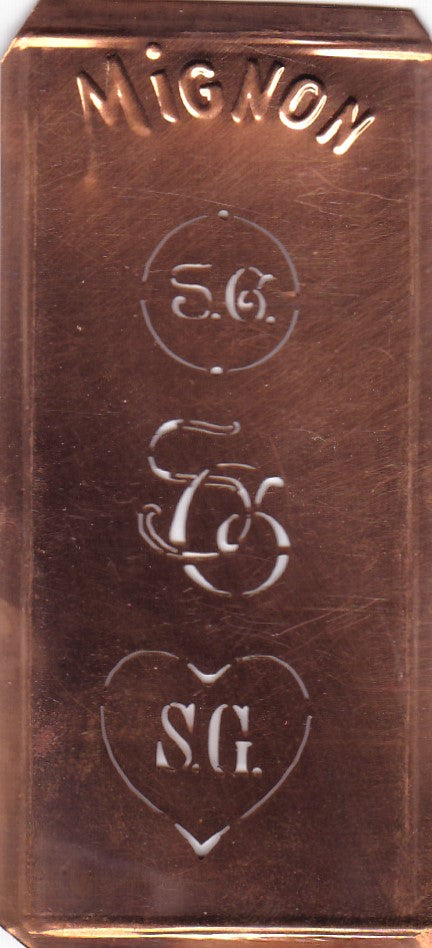 SG - Hübsche alte Kupfer Schablone mit 3 Monogramm-Ausführungen