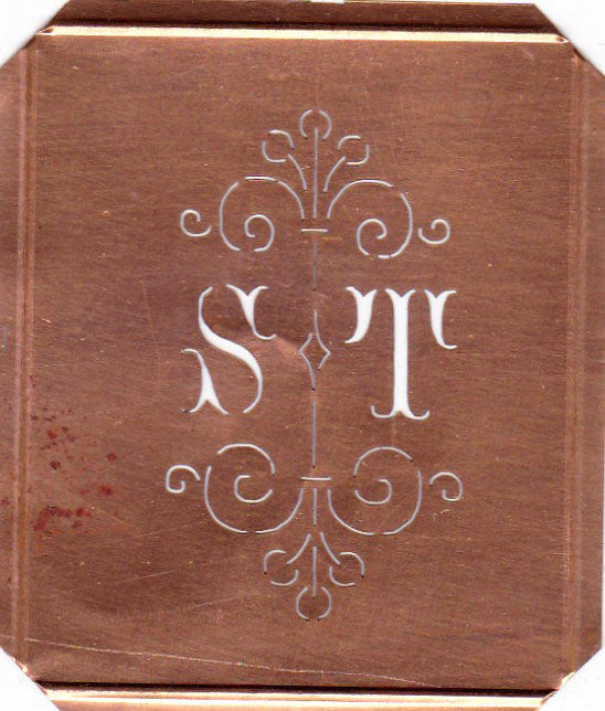 ST - Besonders hübsche alte Monogrammschablone