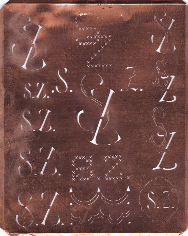 SZ - Große attraktive Kupferschablone mit vielen Monogrammen