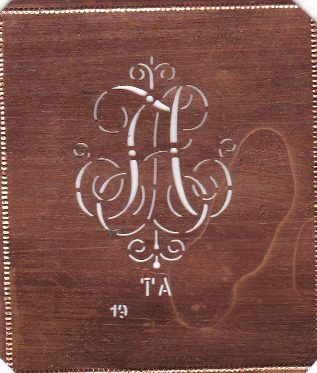 TA - Alte verschlungene zarte Stickschablone
